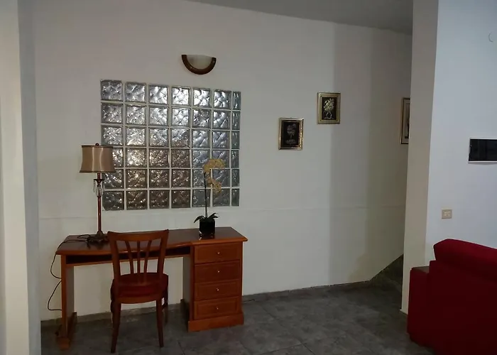 Casa Mari Carmen 阿德耶